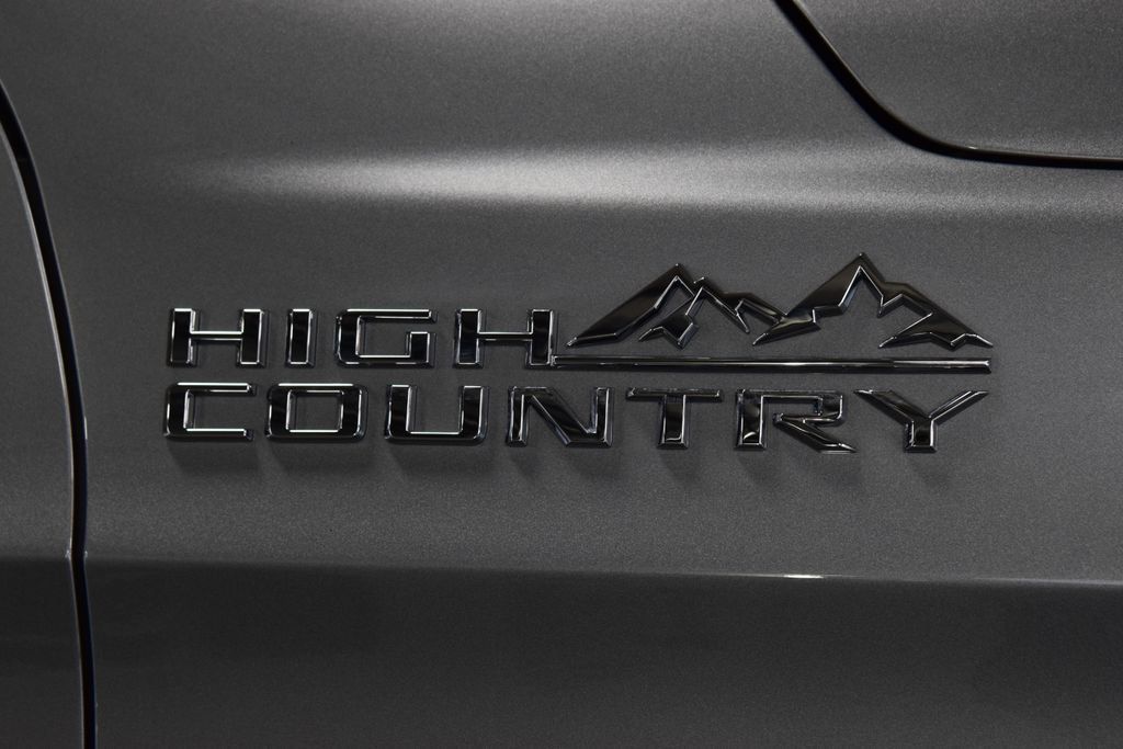 2024 Chevrolet Tahoe 4WD 4dr High Country - 23004383 - 13