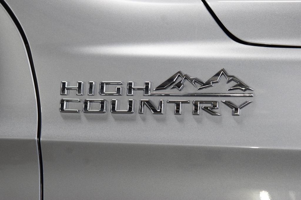 2024 Chevrolet Tahoe 4WD 4dr High Country - 23008213 - 13