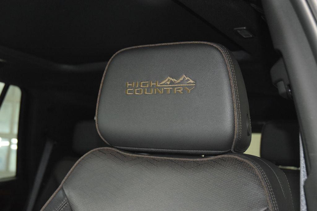 2024 Chevrolet Tahoe 4WD 4dr High Country - 23008213 - 39