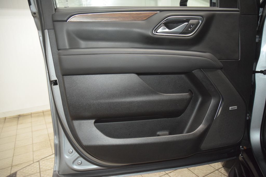 2024 Chevrolet Tahoe 4WD 4dr High Country - 23008213 - 46
