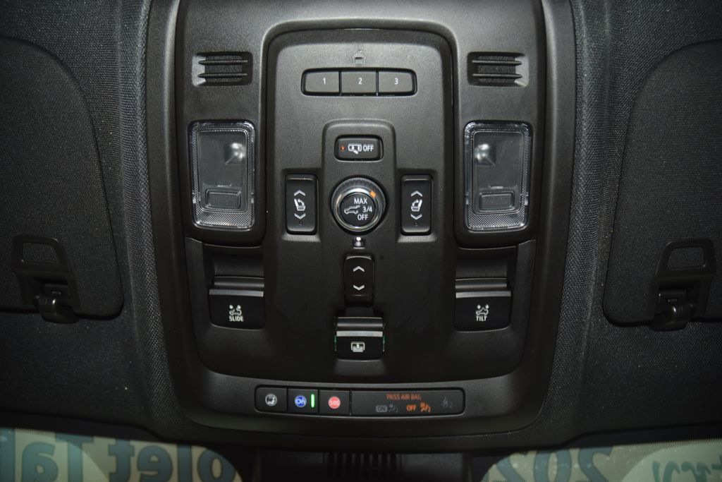2024 Chevrolet Tahoe 4WD 4dr High Country - 23008213 - 50