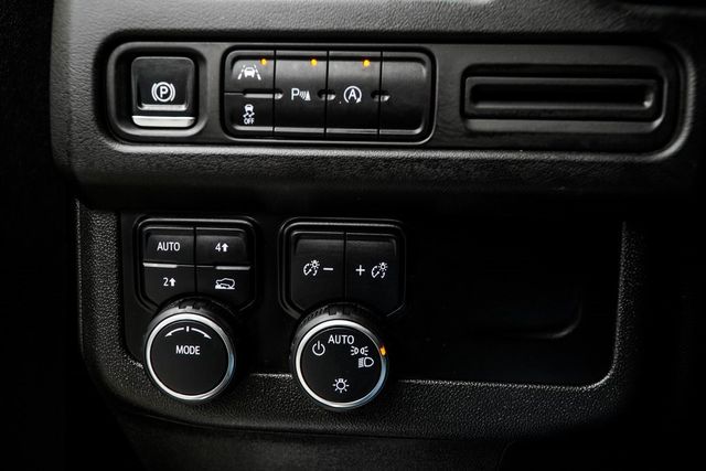 2024 Chevrolet Tahoe 4WD 4dr LT - 22951351 - 36