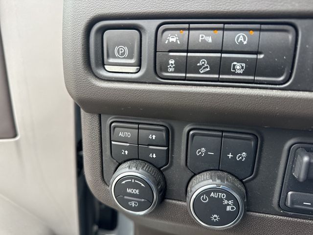 2024 Chevrolet Tahoe 4WD 4dr Z71 - 22985572 - 20