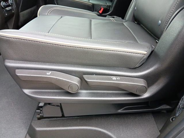 2024 Chevrolet Tahoe Premier - 23077020 - 36