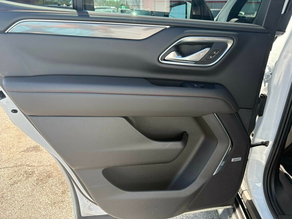 2024 Chevrolet Tahoe RST photo 18