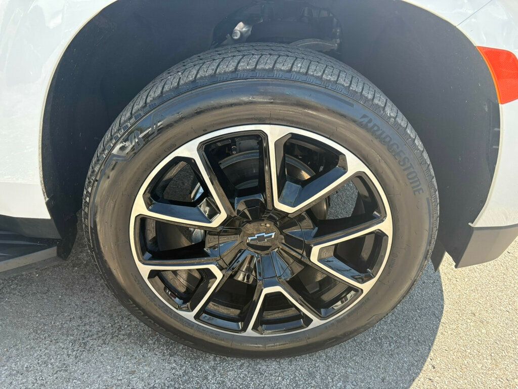 2024 Chevrolet Tahoe RST photo 6