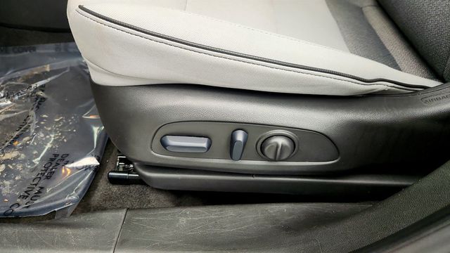 2024 Chevrolet Trailblazer 4dr LT with Convenience & LT Packages + Turbo Engine - 22962937 - 10