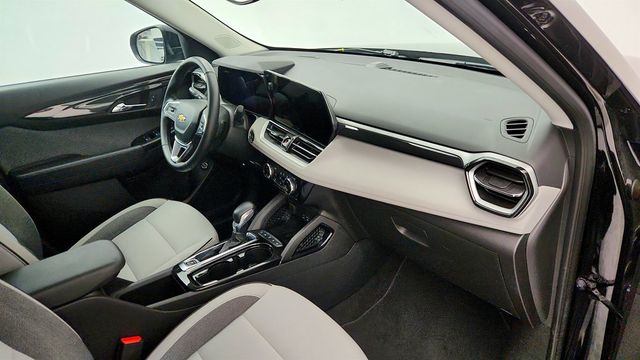 2024 Chevrolet Trailblazer 4dr LT with Convenience & LT Packages + Turbo Engine - 22962937 - 23