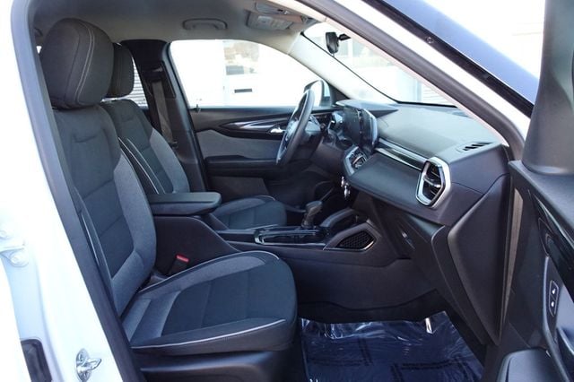 2024 Chevrolet Trailblazer FWD 4dr LT - 22945597 - 10