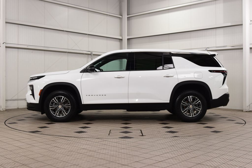 2024 Chevrolet Traverse 4dr LS w/2LS - 23066092 - 3