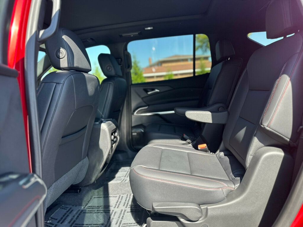 2024 Chevrolet Traverse Z71 photo 16