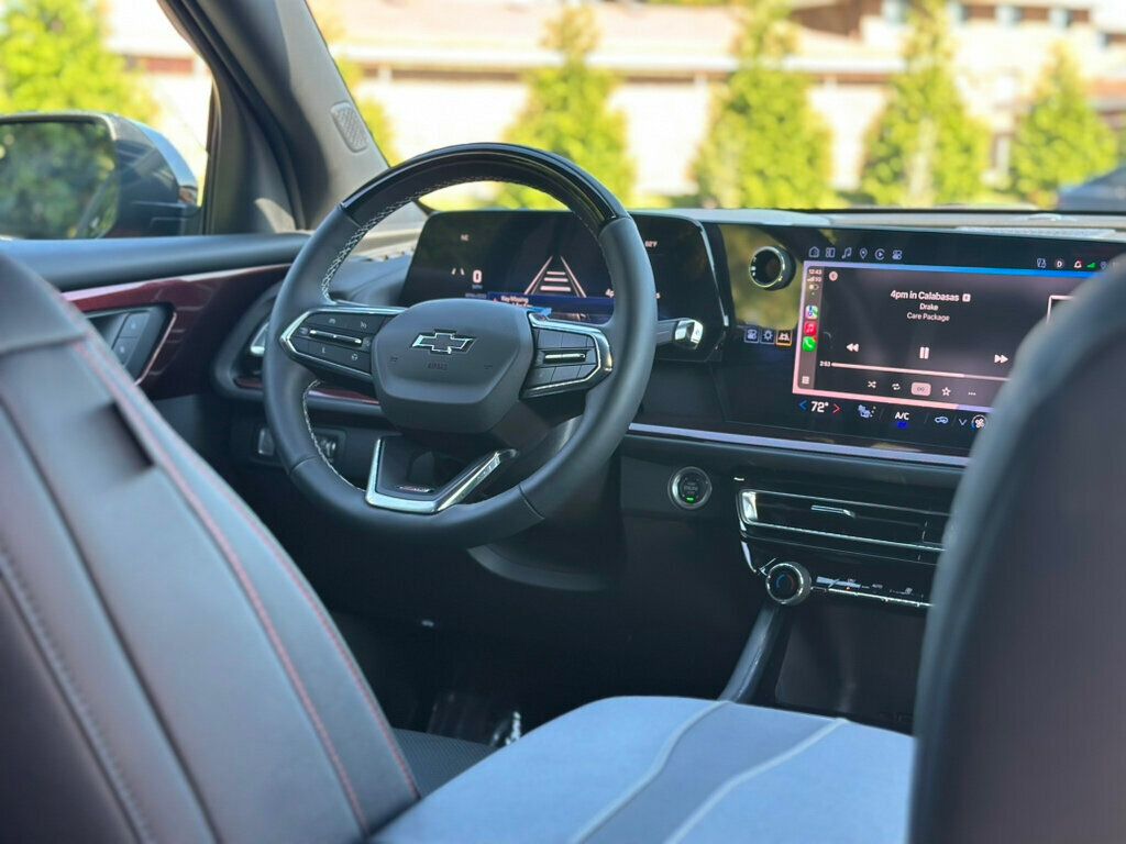 2024 Chevrolet Traverse Z71 photo 33