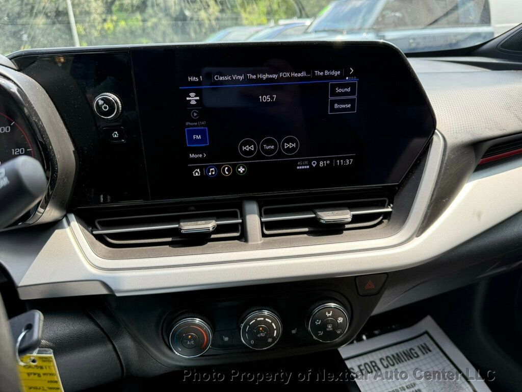 2024 Chevrolet Trax photo 16