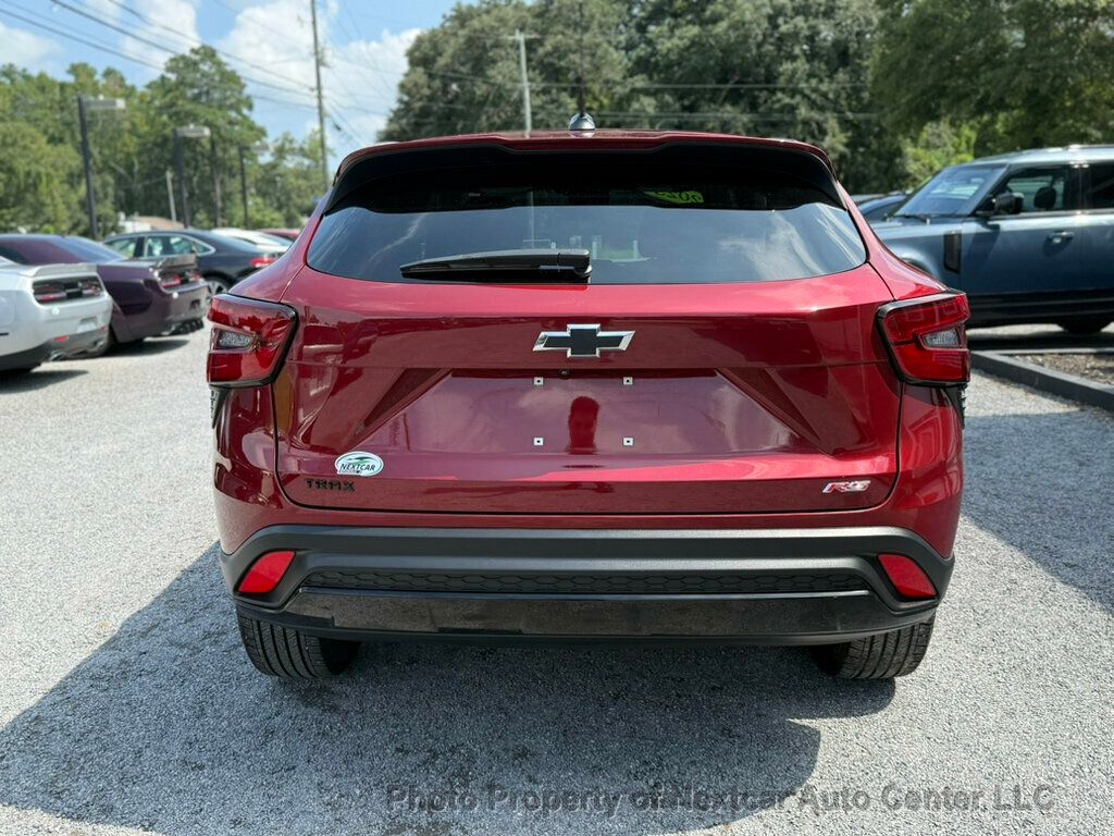 2024 Chevrolet Trax photo 4