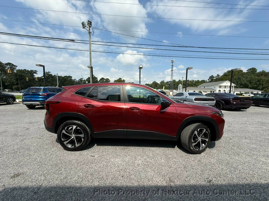 2024 Chevrolet Trax photo 6