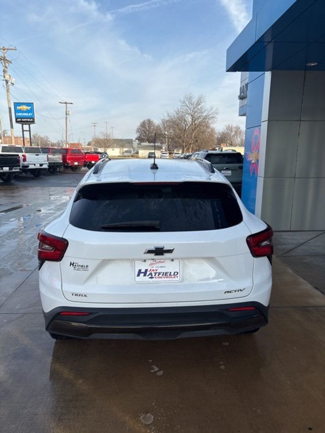 2024 Chevrolet Trax FWD 4dr ACTIV - 22962815 - 3