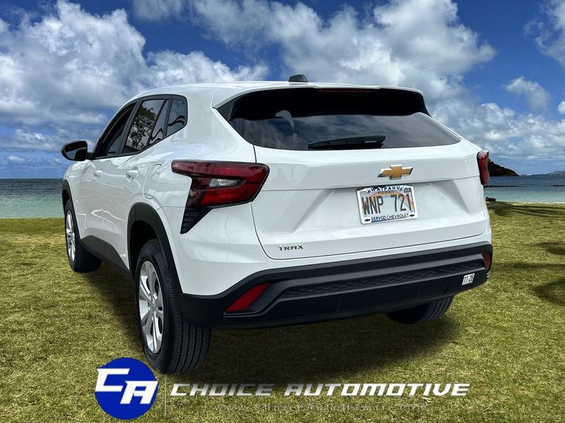 2024 Chevrolet Trax FWD 4dr LS - 22977624 - 4