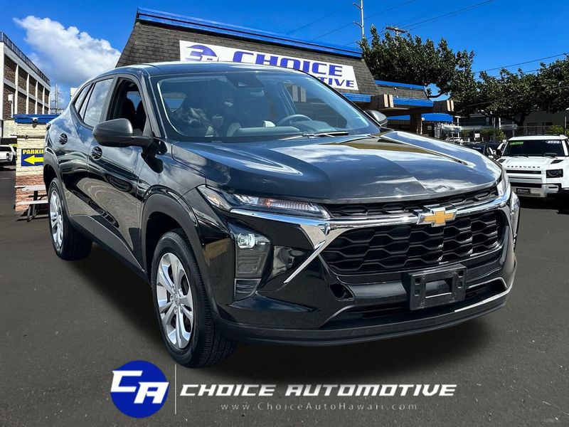 2024 Chevrolet Trax FWD 4dr LS - 23023345 - 9