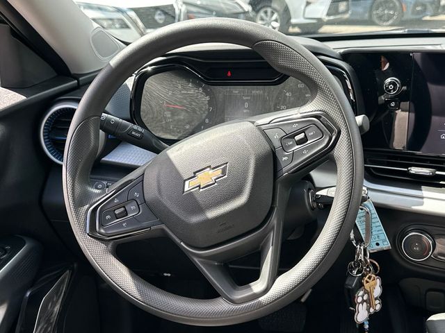 2024 Chevrolet Trax FWD 4dr LS - 23023345 - 17