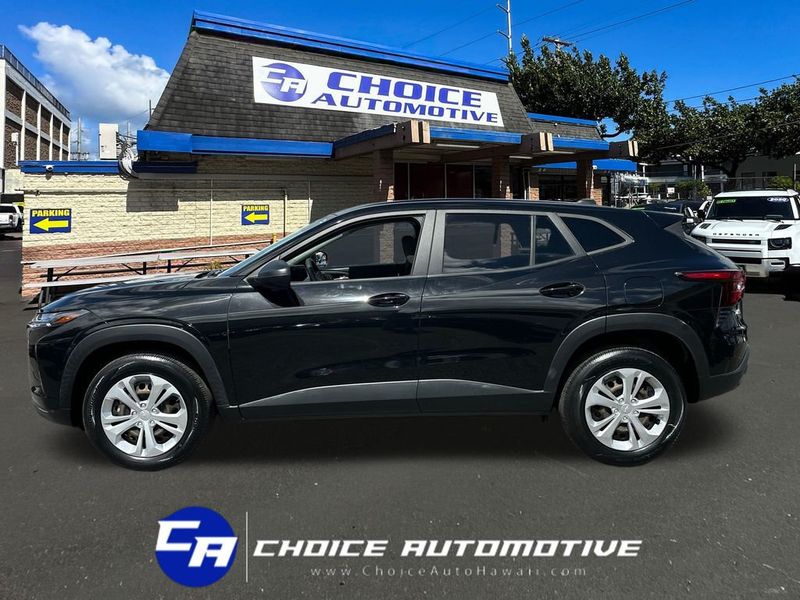 2024 Chevrolet Trax FWD 4dr LS - 23023345 - 2