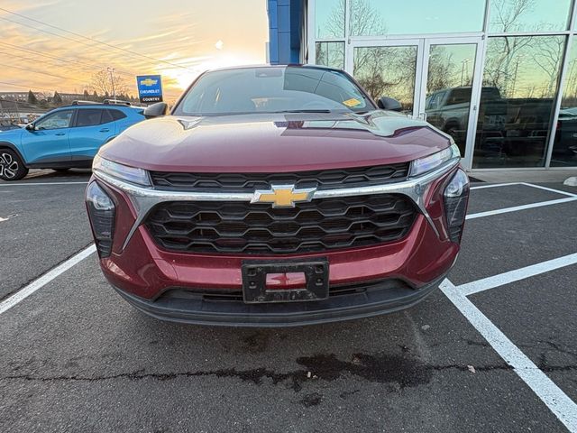 2024 Chevrolet Trax FWD 4dr LS - 22988961 - 25