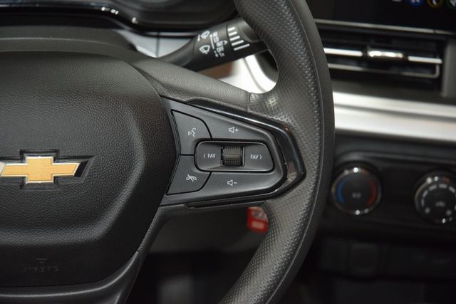 2024 Chevrolet Trax FWD 4dr LS - 22988961 - 31