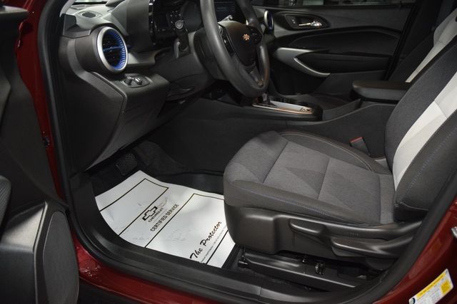 2024 Chevrolet Trax FWD 4dr LS - 22988961 - 32