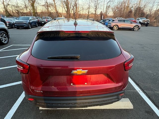 2024 Chevrolet Trax FWD 4dr LS - 22988961 - 7