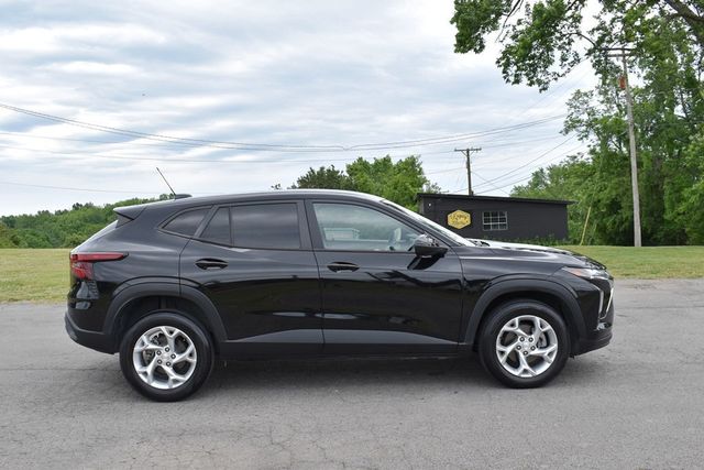 2024 Chevrolet Trax FWD 4dr LS - 23023318 - 44