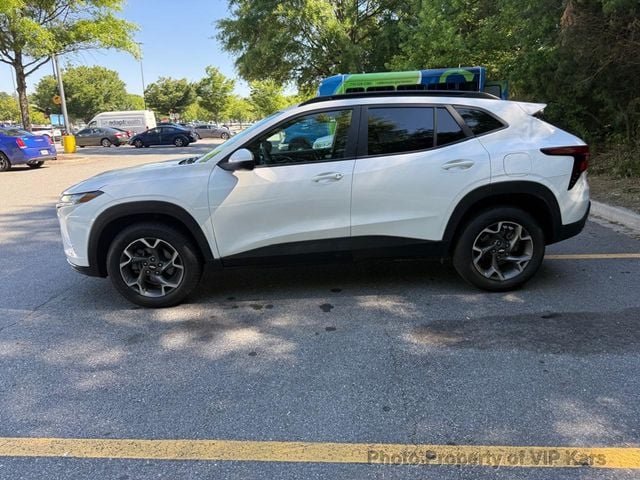 2024 Chevrolet Trax FWD 4dr LT - 23036216 - 7