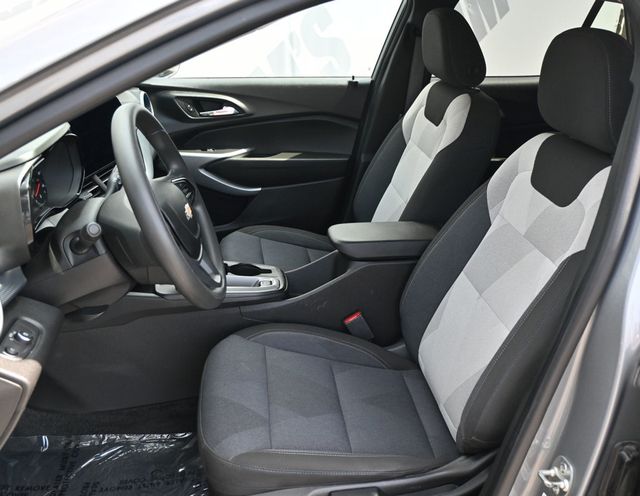 2024 Chevrolet Trax LS - 23066018 - 11