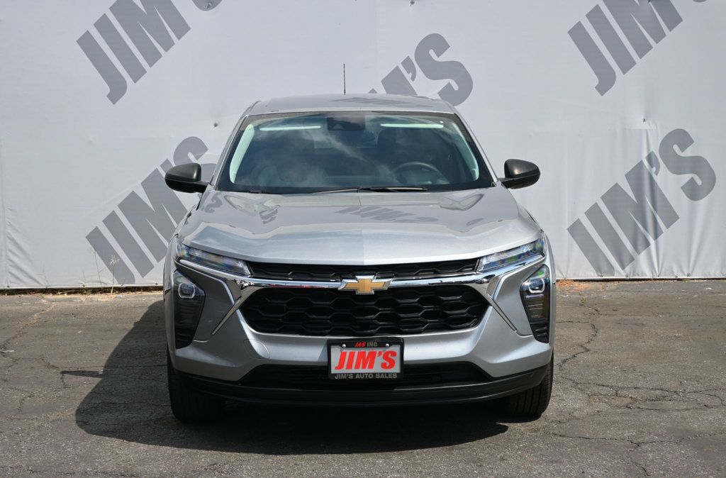 Chevrolet Trax photo 2