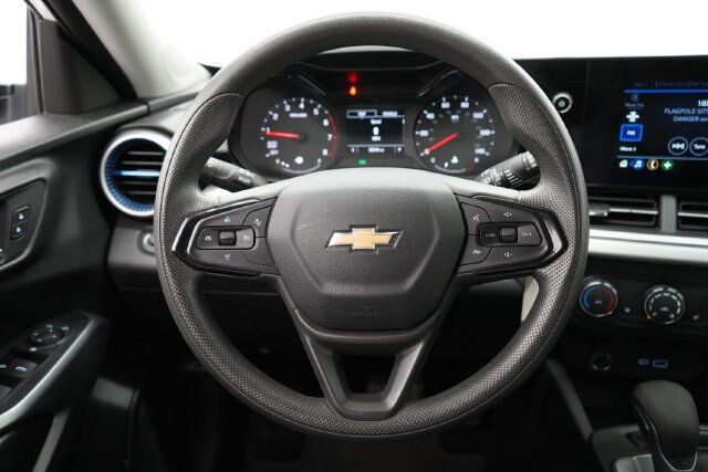 2024 Chevrolet Trax LS - 23082764 - 15