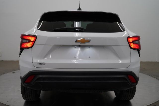 2024 Chevrolet Trax LS - 23082764 - 5