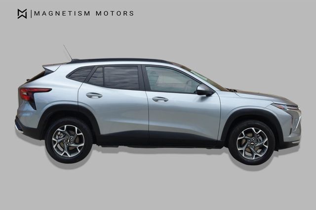 2024 Chevrolet Trax LT - 23050882 - 2