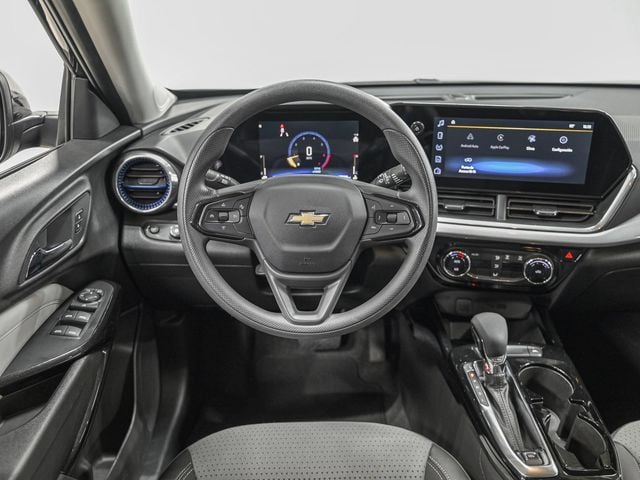 2024 Chevrolet Trax LT - 23077648 - 17