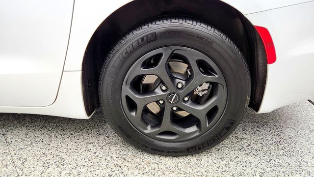 2024 Chrysler Pacifica Hybrid S Appearance Pkg - 22966698 - 8