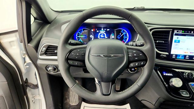 2024 Chrysler Pacifica Hybrid S Appearance Pkg FWD - 23022504 - 12