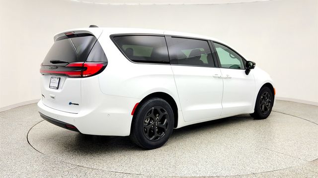 2024 Chrysler Pacifica Hybrid S Appearance Pkg FWD - 23022504 - 4