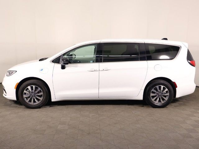 2024 Chrysler Pacifica Hybrid Select FWD - 23040488 - 17