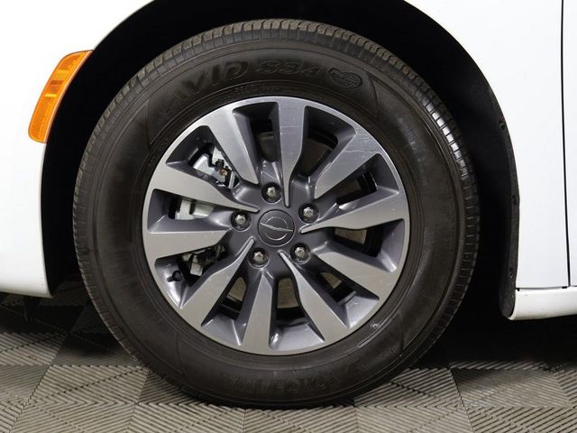 2024 Chrysler Pacifica Hybrid Select FWD - 23040488 - 22