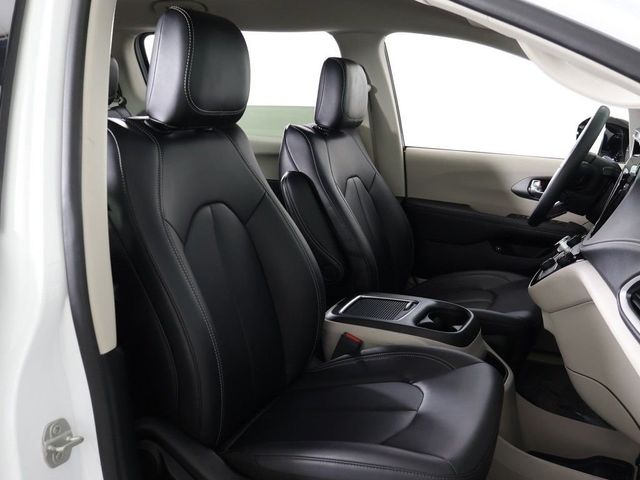 2024 Chrysler Pacifica Hybrid Select FWD - 23040488 - 28