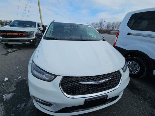 2024 Chrysler Pacifica Hybrid Select FWD - 23040488 - 2