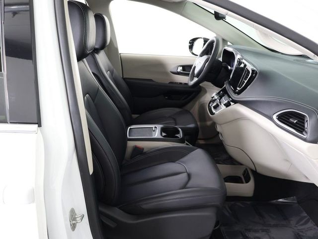 2024 Chrysler Pacifica Hybrid Select FWD - 23040488 - 30
