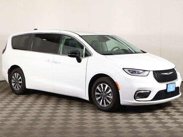 2024 Chrysler Pacifica Hybrid Select FWD - 23040488 - 57