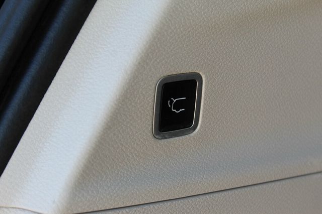 2024 Chrysler Pacifica ONE OWNER HYBRID SELECT W/ 10.1" UCONNECT NAVIGATION, LEATHER - 23039658 - 29