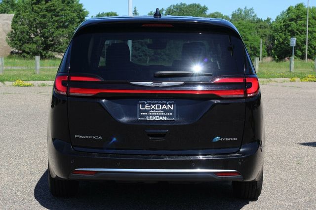 2024 Chrysler Pacifica ONE OWNER HYBRID SELECT W/ 10.1" UCONNECT NAVIGATION, LEATHER - 23039658 - 4