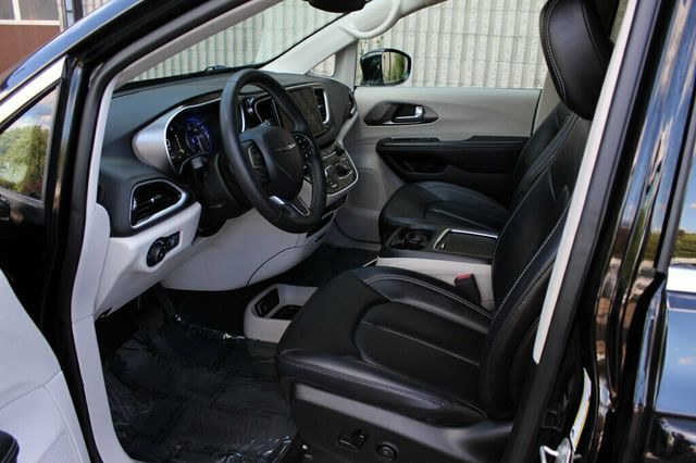 2024 Chrysler Pacifica ONE OWNER TOURING L - 23041467 - 24