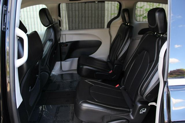 2024 Chrysler Pacifica ONE OWNER TOURING L - 23041467 - 27