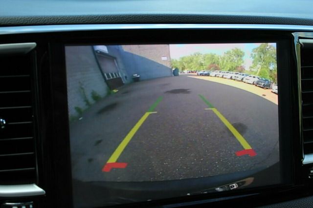 2024 Chrysler Pacifica ONE OWNER TOURING L - 23041467 - 33